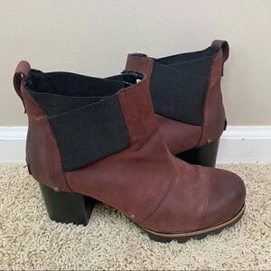 Sorel Addington Chelsea Block Heel Boots Maroon Burro Black 8.5 waterproof